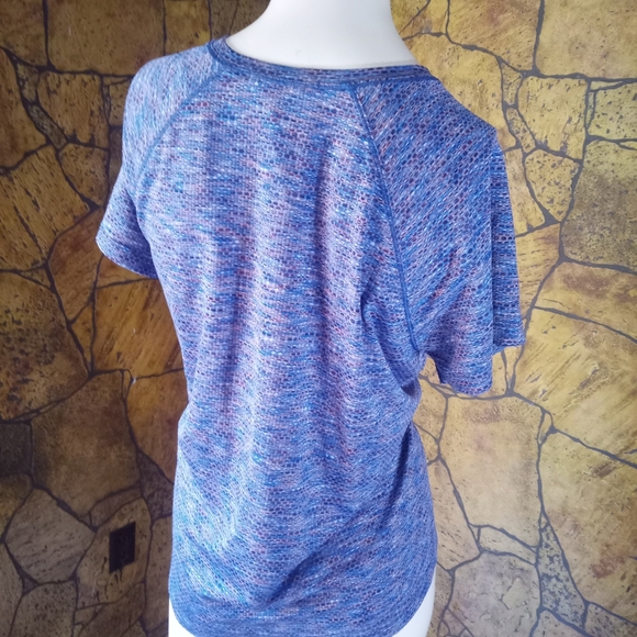 Athleta Blue Heather Short Sleeve Tee - Picture 4 of 4